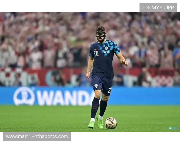 格瓦迪奥尔场均1.6抢断1.8拦截 曼城中卫防守数据证明防线重要性